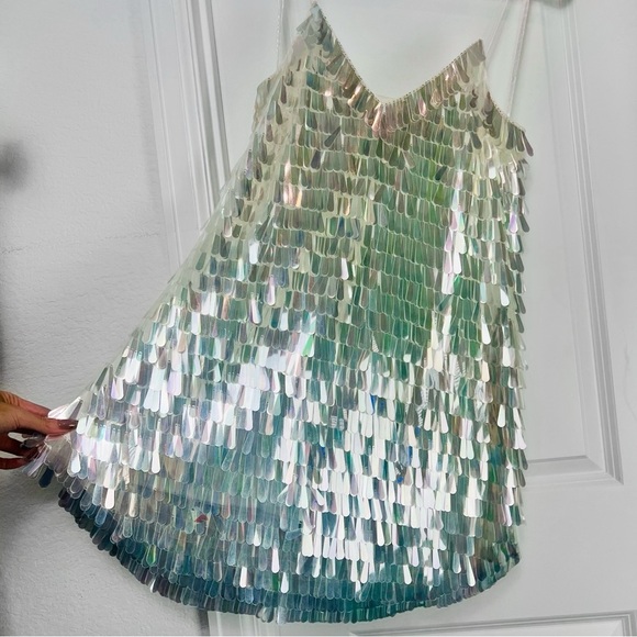 BHLDN Taylor V-neck Iridescent Sequined Mini Dress 6 M Bridal, Wedding, Swiftie - Picture 8 of 12